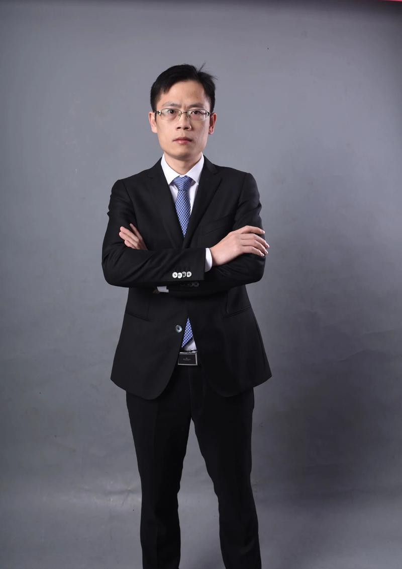 邹杰 导演 & 创意总监